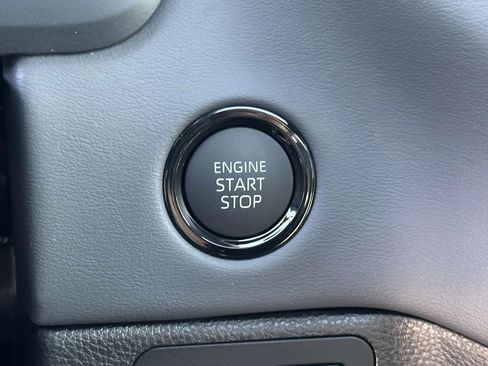 New 2025 Toyota Tundra Platinum image 7