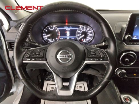 Used 2022 Nissan Sentra SV image 12