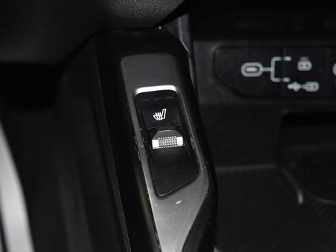 Used 2024 Kia Sorento S FWD image 14