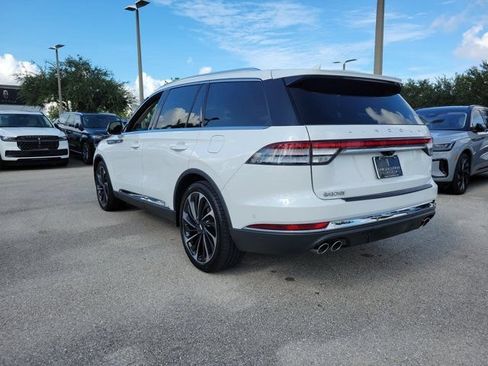 Certified 2023 Lincoln Aviator Reserve w/ Equipment Group 201A RWD image 4