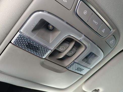 Used 2020 Kia Telluride SX w/ Towing Package FWD image 24