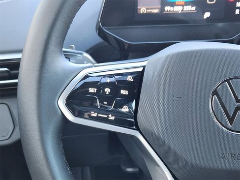 New 2026 Volkswagen ID.4 Pro image 8