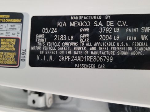 Used 2024 Kia Forte LXS image 33