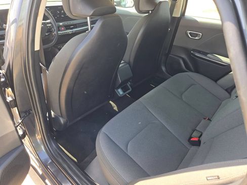 Used 2025 Kia K4 FWD image 27