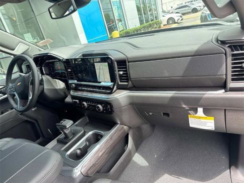 New 2025 Chevrolet Silverado 1500 LTZ w/ LTZ Convenience Package II RWD image 12