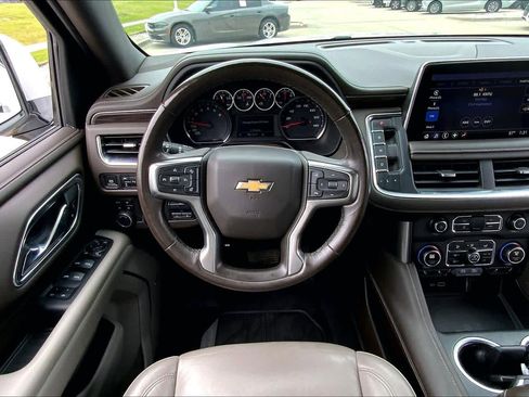 Used 2021 Chevrolet Tahoe LT w/ LT Signature Package AWD/4WD image 6