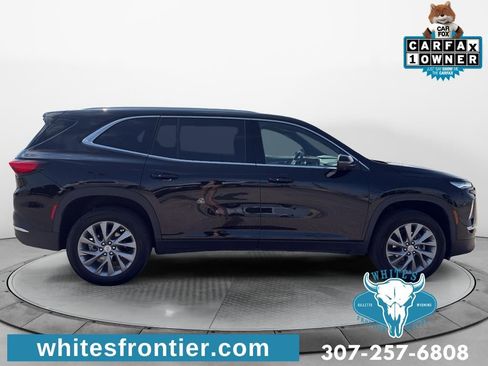 Used 2025 Buick Enclave Preferred AWD/4WD image 6