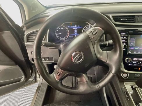 Used 2019 Nissan Murano Platinum w/ Cargo Package FWD image 12