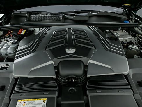 Used 2019 Lamborghini Urus image 17