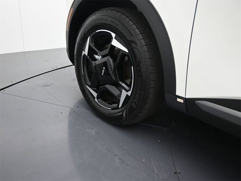 New 2026 Kia Sportage EX w/ EX Panoramic Sunroof Package image 12