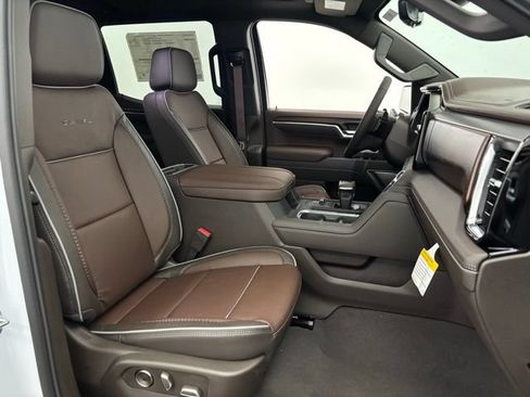 New 2026 GMC Sierra 1500 Denali AWD/4WD image 36