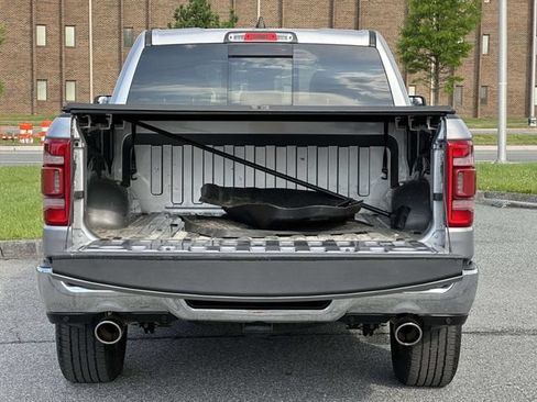 Used 2023 RAM 1500 Laramie AWD/4WD image 10