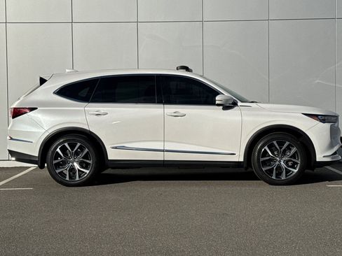 Used 2023 Acura MDX FWD w/ Technology Package image 6
