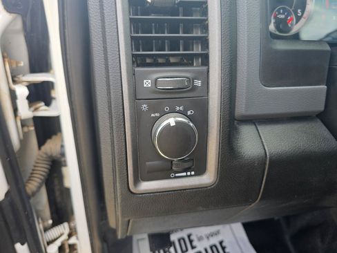 Used 2018 RAM 3500 Tradesman w/ Chrome Appearance Group AWD/4WD image 26