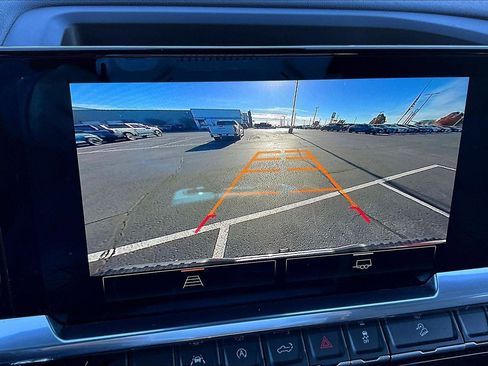 Used 2023 GMC Sierra 1500 SLT w/ SLT Premium Package image 22