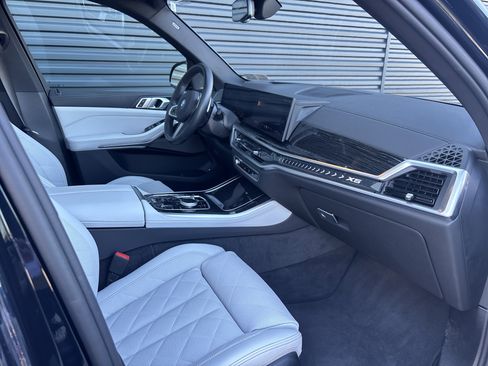 Used 2025 BMW X5 xDrive50e w/ M Sport Package image 13