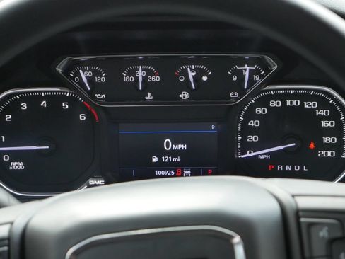 Used 2021 GMC Sierra 1500 4x4 Crew Cab w/ Sierra Value Package image 15