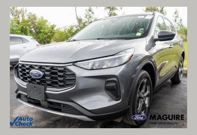 Used 2025 Ford Escape ST-Line AWD/4WD image 1