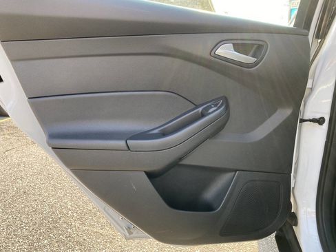 Used 2016 Ford Focus SE image 15