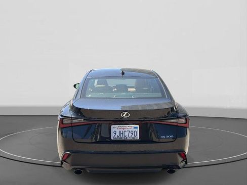 Used 2023 Lexus IS 300 w/ Comfort Package RWD image 5