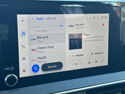 Used 2025 Toyota Prius LE image 19