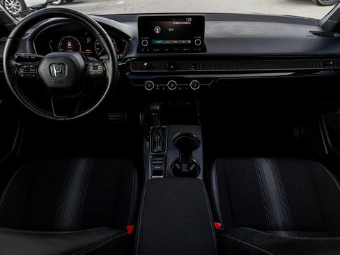 Used 2025 Honda Civic Sport image 32