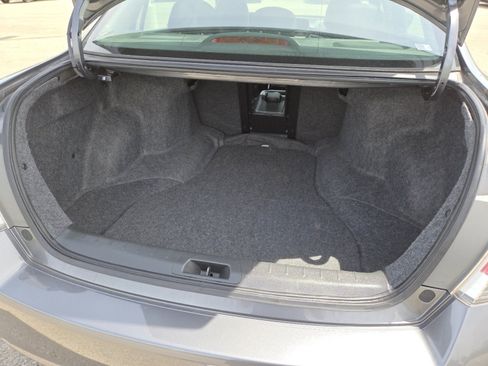 Used 2010 Honda Accord EX-L image 16