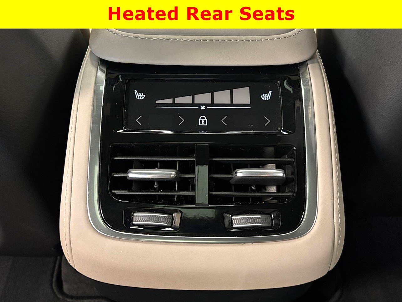 Used 2026 Volvo XC90 B6 Plus AWD/4WD image 35