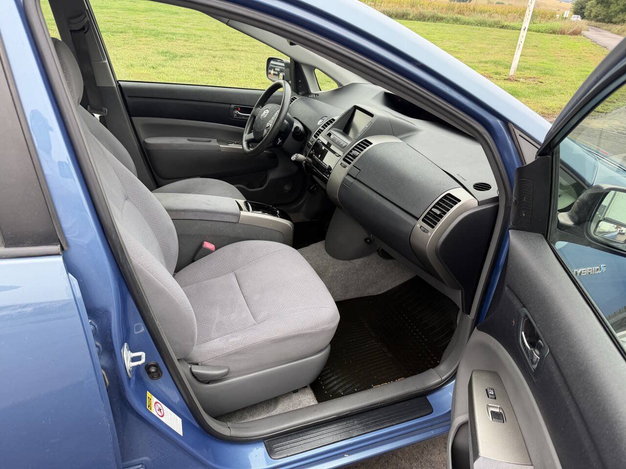 Used 2007 Toyota Prius w/ Pkg 3 FWD image 17