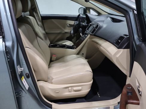 Used 2009 Toyota Venza FWD image 22