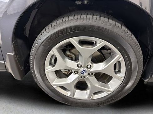 Used 2018 Subaru Forester 2.5i Touring image 38