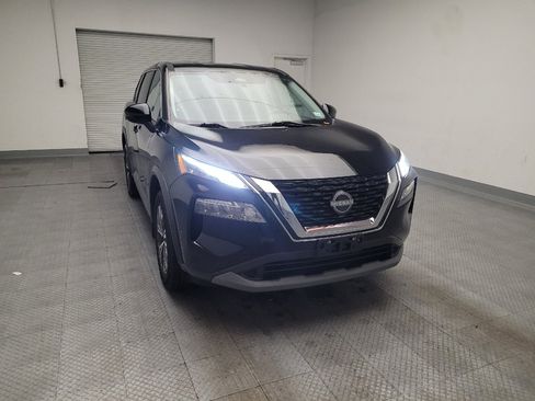 Used 2022 Nissan Rogue SV image 14