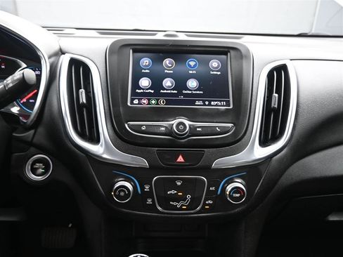 Used 2020 Chevrolet Equinox LT AWD/4WD image 13