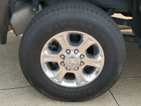 Used 2026 RAM 2500 Big Horn AWD/4WD image 5