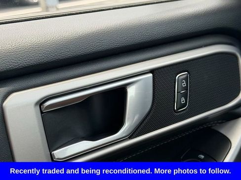 Used 2023 Ford Explorer XLT w/ Equipment Group 202A RWD image 30