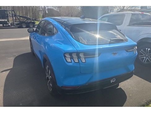 Used 2023 Ford Mustang Mach-E Premium image 4