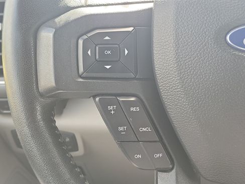 Used 2020 Ford F150 XLT w/ Equipment Group 302A Luxury AWD/4WD image 18