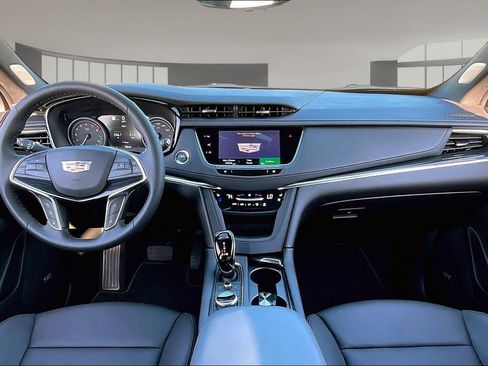 New 2026 Cadillac XT5 Premium Luxury w/ Driver Assist Package FWD image 5