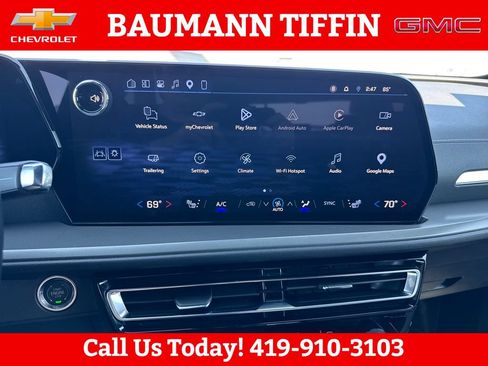 Used 2026 Chevrolet Traverse LT w/ Driver Confidence Package FWD image 11