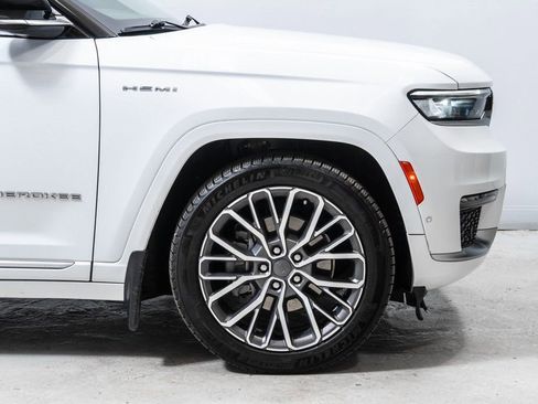 Used 2021 Jeep Grand Cherokee L Summit image 12