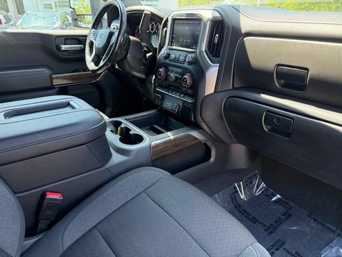 Used 2022 Chevrolet Silverado 1500 RST w/ Bed Protection Package AWD/4WD image 9