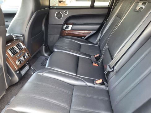 Used 2017 Land Rover Range Rover HSE AWD/4WD image 16