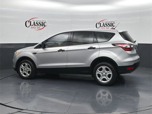 Used 2017 Ford Escape S image 2