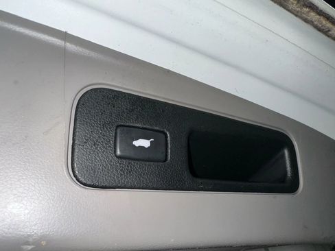 Used 2015 Honda Pilot Touring image 36