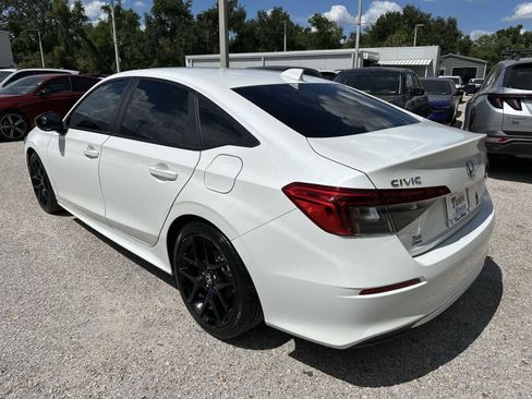 Used 2024 Honda Civic Sport image 6