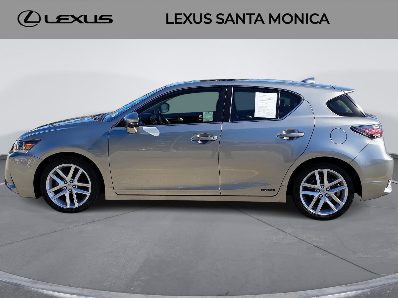 Used 2017 Lexus CT 200h w/ Navigation System Package FWD image 8