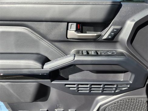 New 2026 Toyota 4Runner Limited image 17