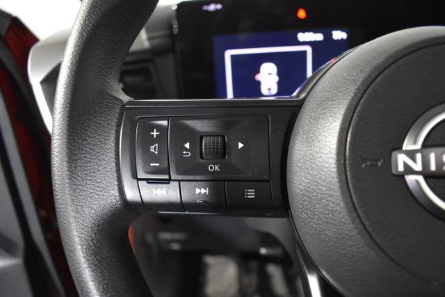 Certified 2025 Nissan Kicks SV w/ SV Premium Package AWD/4WD image 14