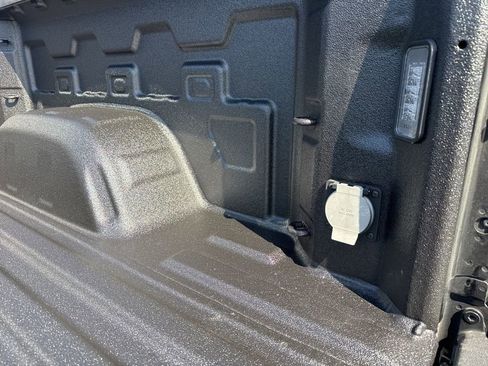 Used 2023 Chevrolet Silverado 1500 Custom image 48