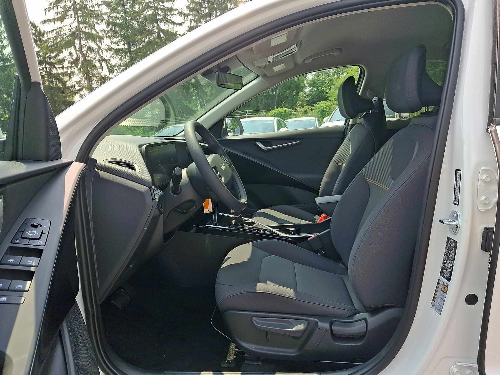 New 2026 Kia Niro LX FWD image 12